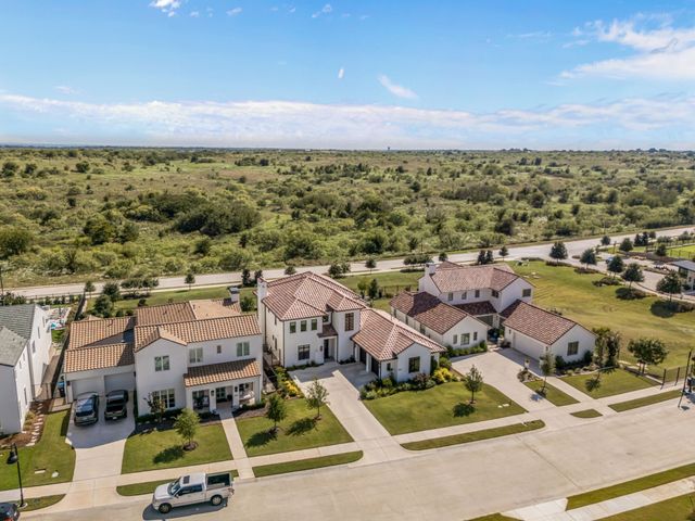 9635 Latour Lane, Fort Worth, TX 76126