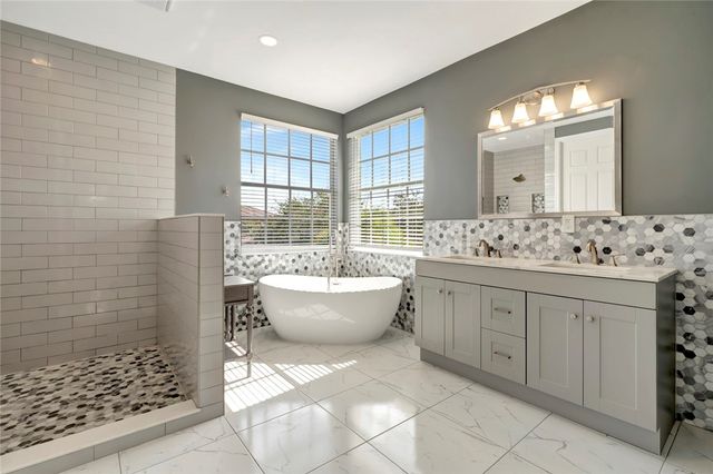 1881 Grey Falcon Circle SW, Vero Beach, FL 32962