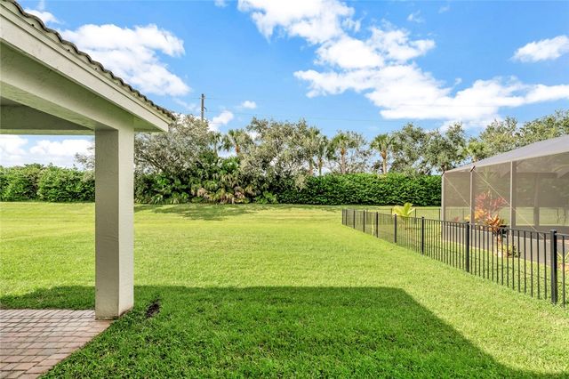 1881 Grey Falcon Circle SW, Vero Beach, FL 32962