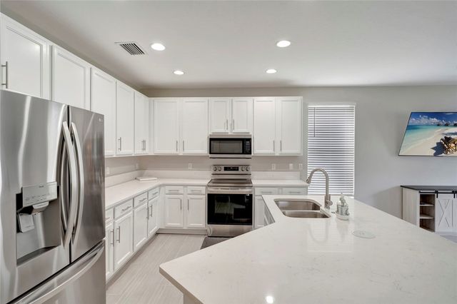 1881 Grey Falcon Circle SW, Vero Beach, FL 32962