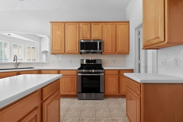 4323 Young Street, Pasadena, TX 77504