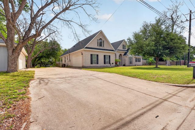 4323 Young Street, Pasadena, TX 77504