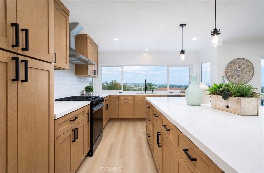 Image 15 of property listing at 22332 Canaveras, Mission Viejo, CA 92691