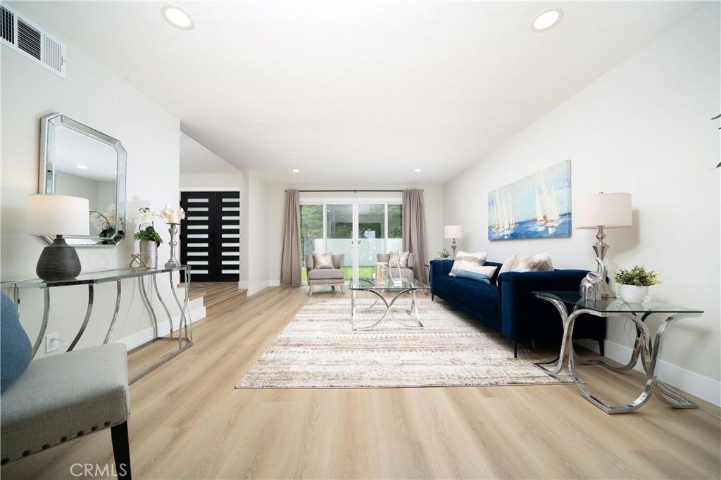 Image 8 of property listing at 22332 Canaveras, Mission Viejo, CA 92691