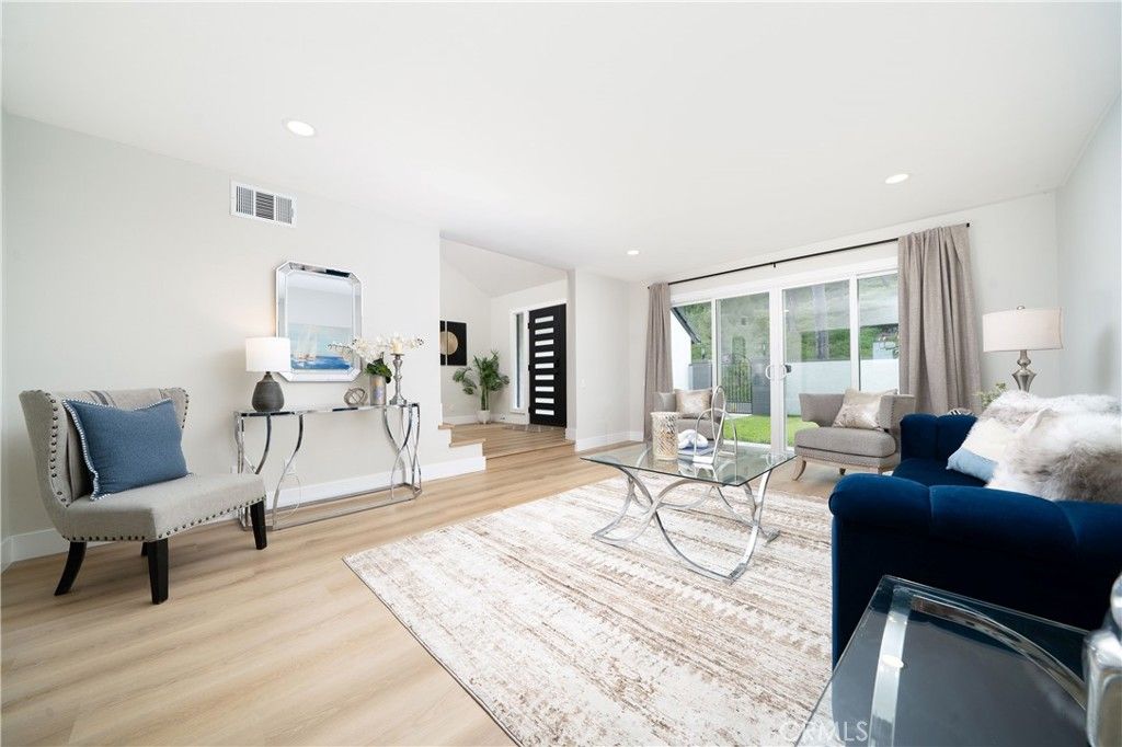 Image 9 of property listing at 22332 Canaveras, Mission Viejo, CA 92691