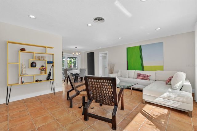 640 CAPRI BOULEVARD, Treasure Island, FL 33706