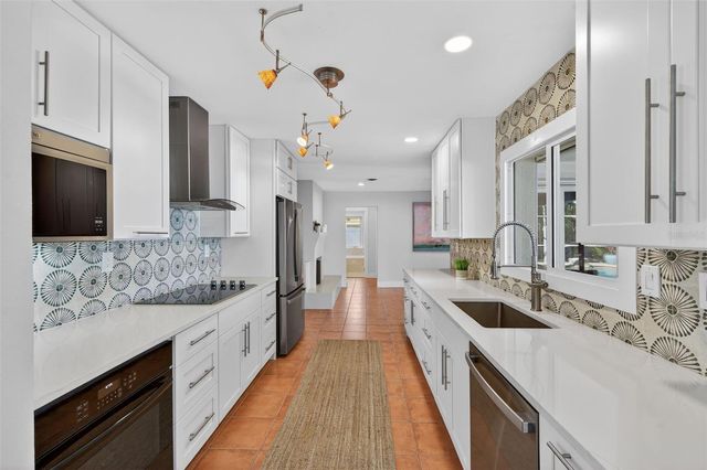 640 CAPRI BOULEVARD, Treasure Island, FL 33706