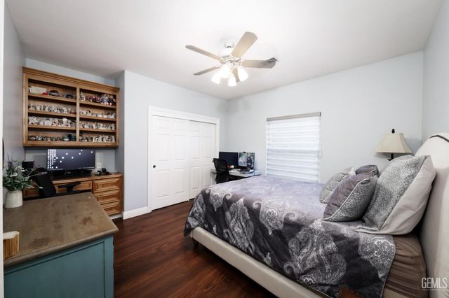 12700 Clay Creek Court, Bakersfield, CA 93312