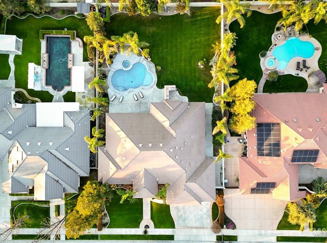 12700 Clay Creek Court, Bakersfield, CA 93312