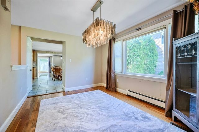 33 Lill Avenue, Newton, MA 02465