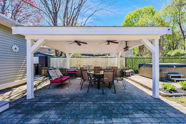 33 Lill Avenue, Newton, MA 02465