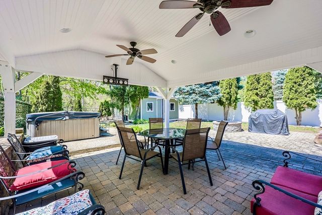 33 Lill Avenue, Newton, MA 02465