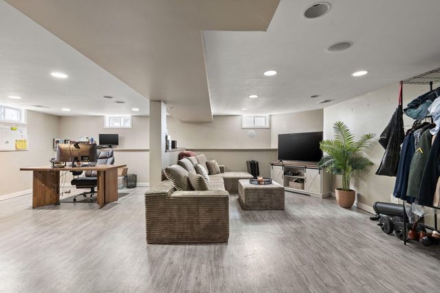 811 Polk Avenue, Dyer, IN 46311