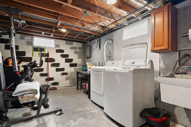 811 Polk Avenue, Dyer, IN 46311