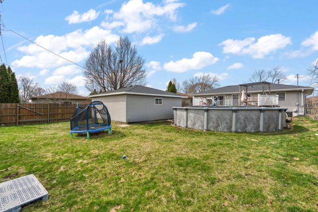 811 Polk Avenue, Dyer, IN 46311