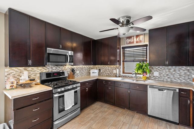 811 Polk Avenue, Dyer, IN 46311