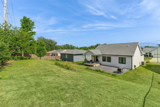 5617 Wolcott Circle, Des Moines, IA 50321