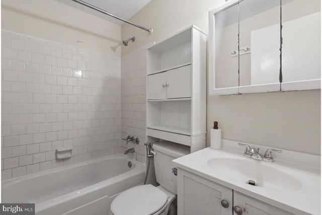 7490 HICKORY LOG CIR, Columbia, MD 21045