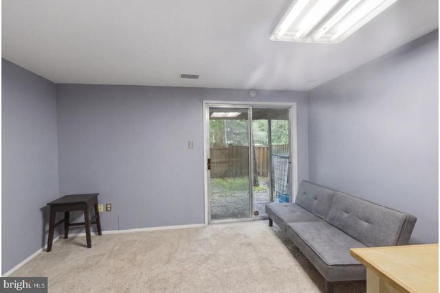 7490 HICKORY LOG CIR, Columbia, MD 21045