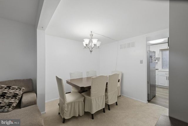 7490 HICKORY LOG CIR, Columbia, MD 21045