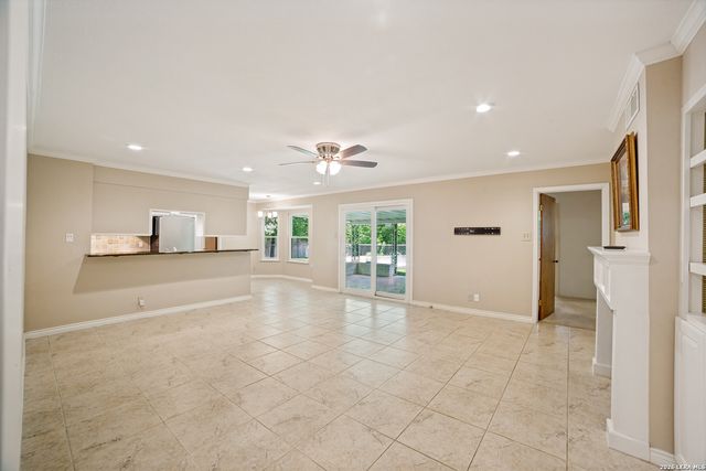 1019 GREY OAK DR, San Antonio, TX 78213