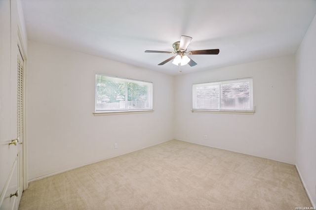 1019 GREY OAK DR, San Antonio, TX 78213