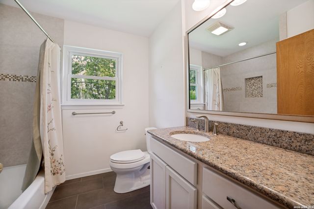 1019 GREY OAK DR, San Antonio, TX 78213