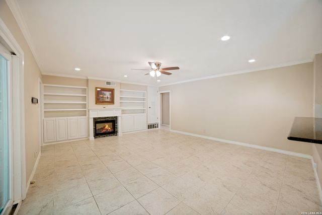 1019 GREY OAK DR, San Antonio, TX 78213