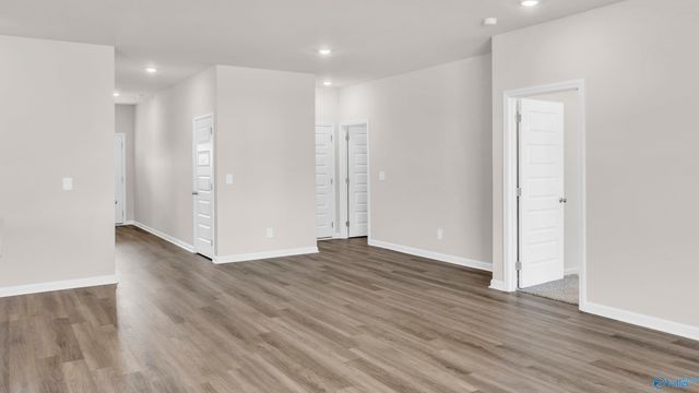 404 Whitney Court, Priceville, AL 35603