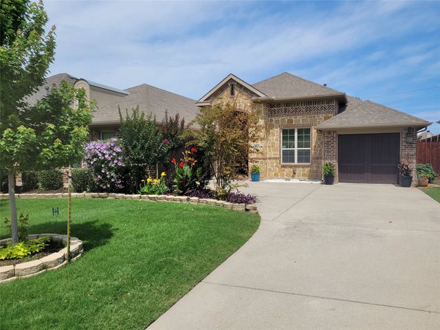 1909 Maggis Meadow Lane, Rowlett, TX 75089