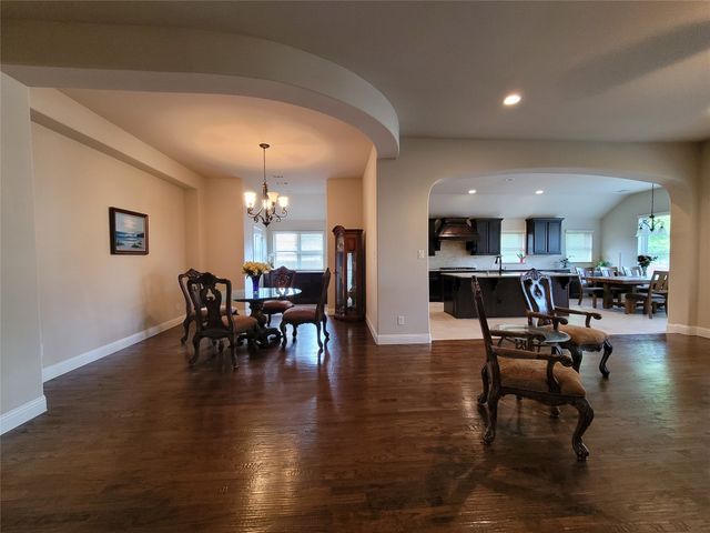 1909 Maggis Meadow Lane, Rowlett, TX 75089