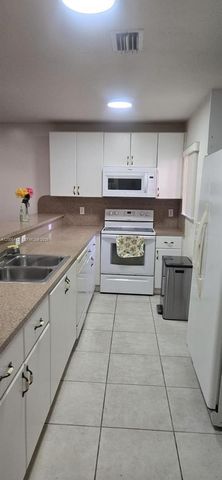 22911 SW 88th Pl 5-21, Cutler Bay, FL 33190