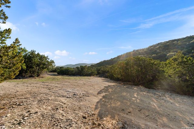 1597 Pipe Springs, Lakehills, TX 78063