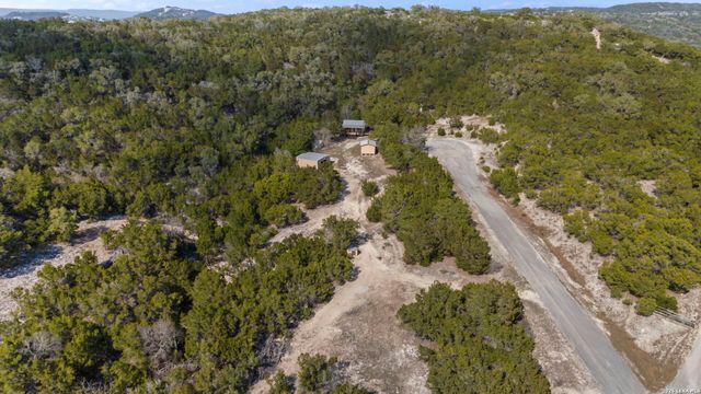 1597 Pipe Springs, Lakehills, TX 78063