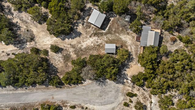 1597 Pipe Springs, Lakehills, TX 78063