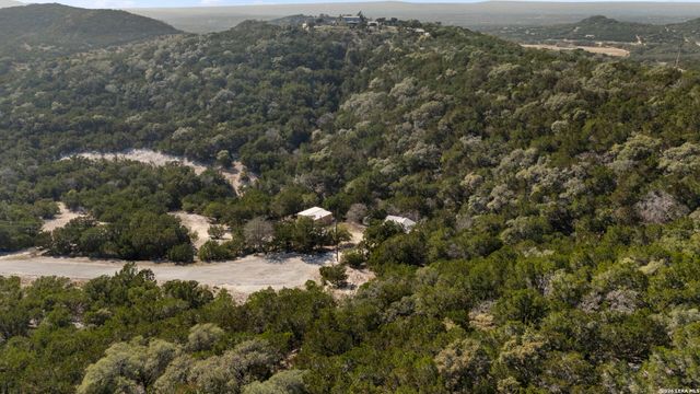 1597 Pipe Springs, Lakehills, TX 78063