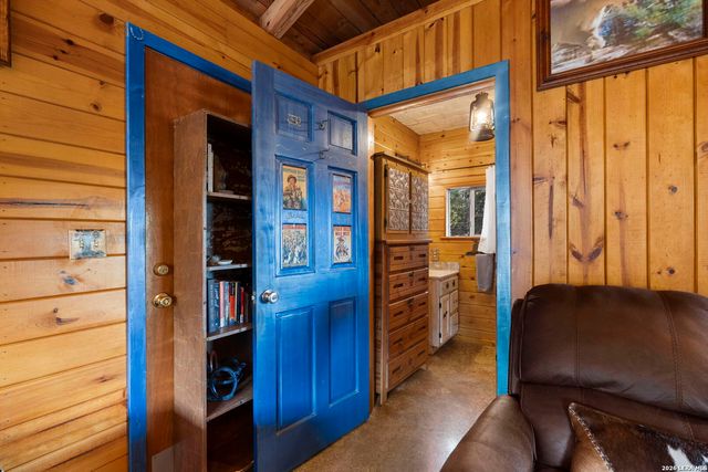 1597 Pipe Springs, Lakehills, TX 78063