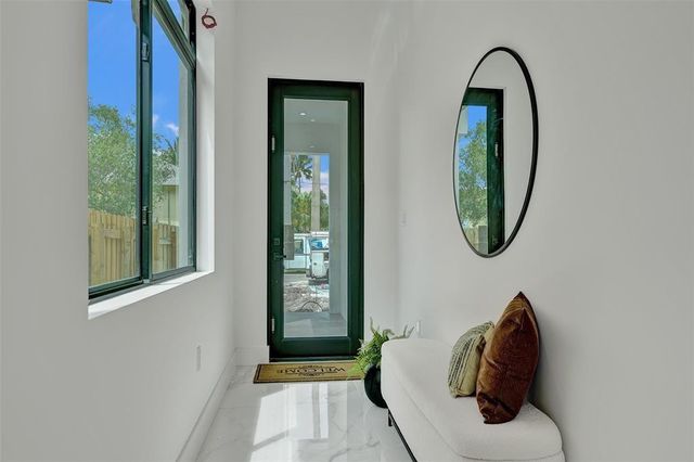 608 SW 7TH Avenue, Fort Lauderdale, FL 33315