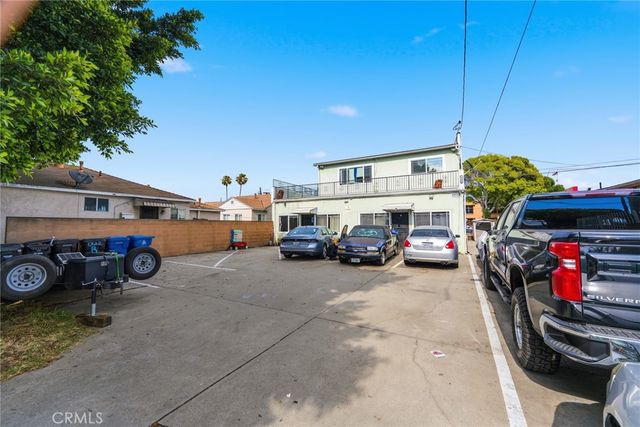 1722 N Wilmington, Wilmington, CA 90744