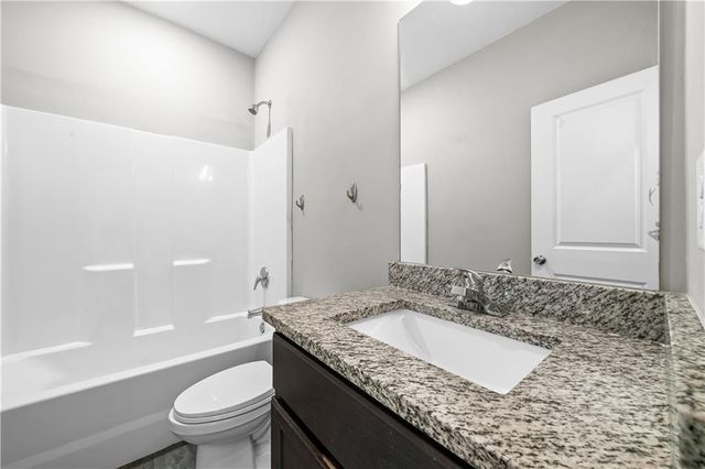 108 Chalfont Circle, Carrollton, GA 30117