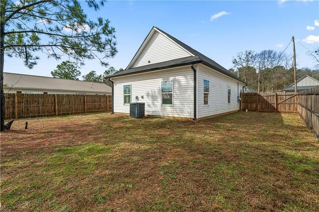 108 Chalfont Circle, Carrollton, GA 30117