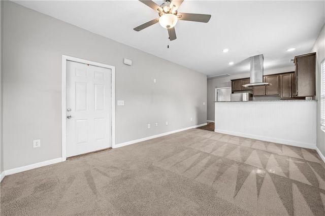 108 Chalfont Circle, Carrollton, GA 30117