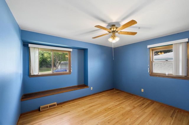 211 Maple STREET, Grafton, WI 53024