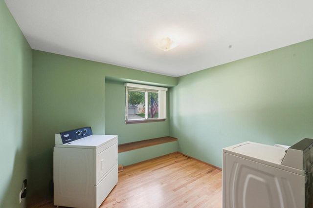 211 Maple STREET, Grafton, WI 53024