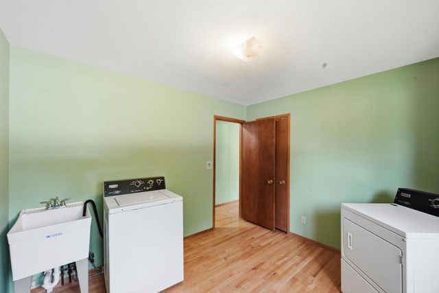 211 Maple STREET, Grafton, WI 53024
