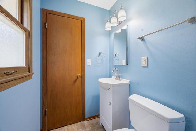 211 Maple STREET, Grafton, WI 53024