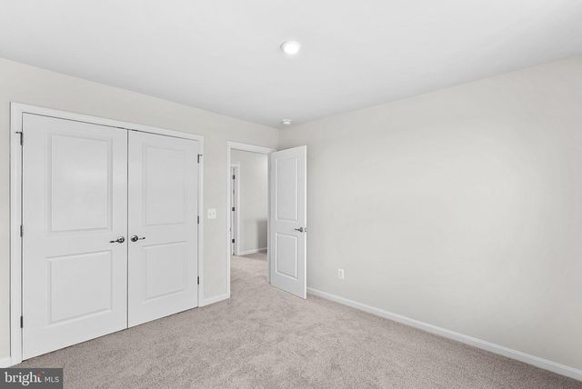 60 FREEMAN ST, Ranson, WV 25438