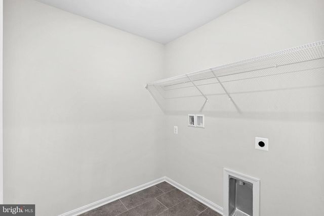 60 FREEMAN ST, Ranson, WV 25438