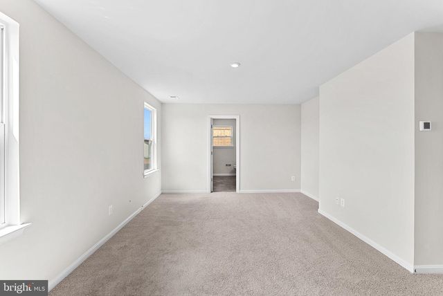 60 FREEMAN ST, Ranson, WV 25438
