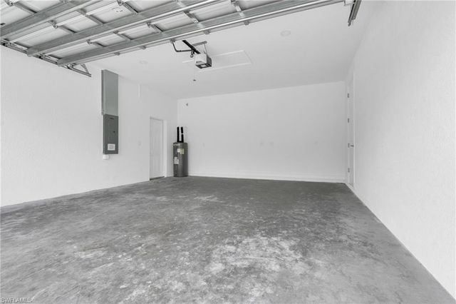 918 8th AVE, Lehigh Acres, FL 33972